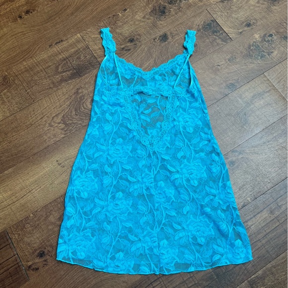 Victoria’s Secret lace lingerie teddy Sz medium blue sheer adjustable strap - Picture 6 of 7